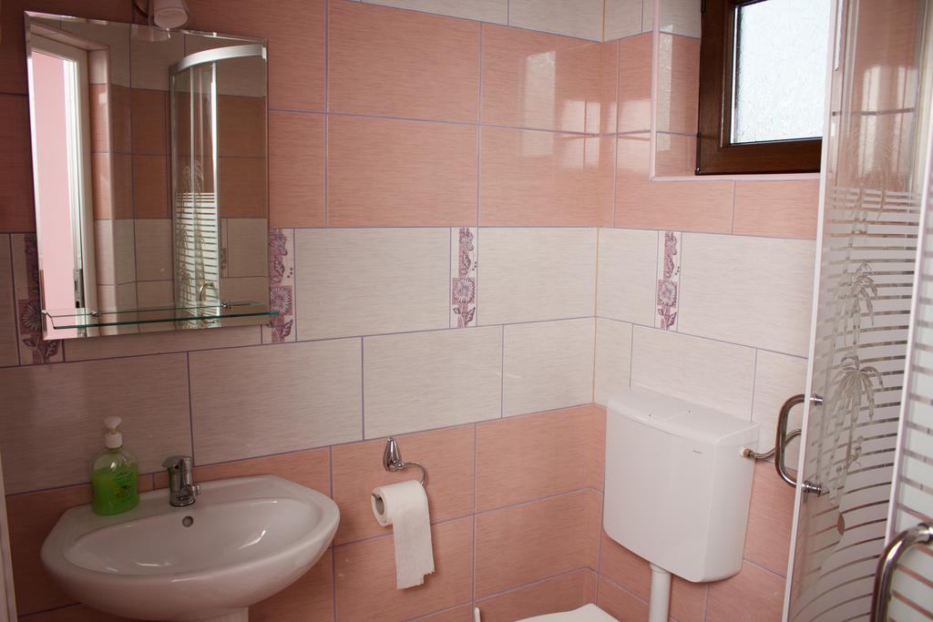 Pensiunea Viki Tău Bistra Room photo